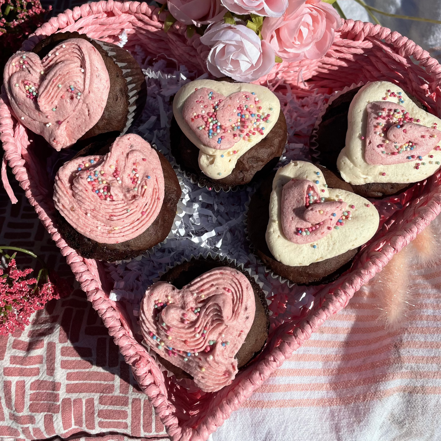 Galentine’s Decorating Workshop