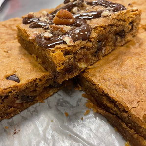 Dark Chocolate Orange Pecan Blondies - 6 pc.